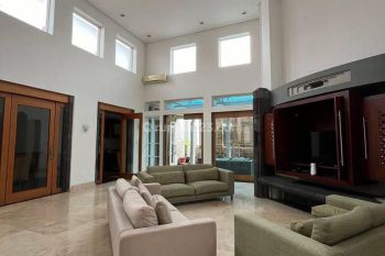 Sewa Jual Rumah Menteng Di Lokasi Strategis Yang Tenang