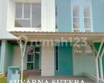 Sewa Rumah 2 Lantai Carport Luas di Catriona Suvarna Sutera