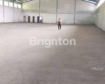 GUDANG BESAR BAGUS SIAP PRODUKSI NGOMSETT DI JAMIN AN LANCAR