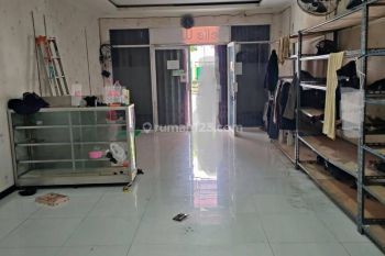 Ruko 2.5 Lantai di Graha Raya Buolevard, Cocok Untuk Usaha.