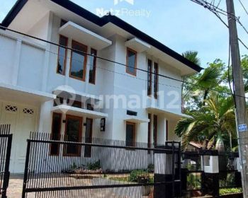 Rumah Siap Huni di Pondok Indah, Jakarta Selatan