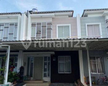Disewa rumah 2 lantai dengan harga terjangkau dan murah