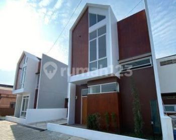 Rumah READY STOCK di dekat EXIT TOL Pasteur Baros Cicendo Cimindi
