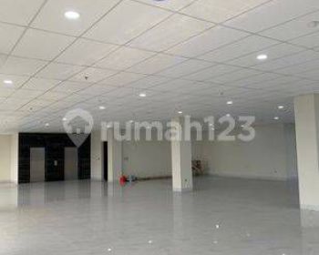 Gedung Showroom Di Cibubur Jawa Barat