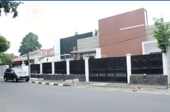 Bangunan utk rumah atau kantor di daerah cipete LT 526m²