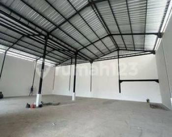 Gudang baru siap pakai area Legok bebas banjir