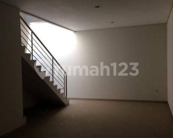 Ruko Bagus Komplek Singgasana