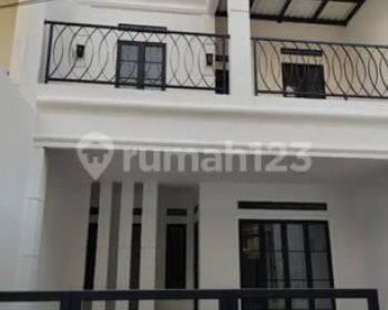 Rumah Baru 2 Lantai Modern di Tebet