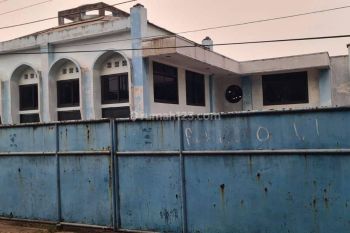 Eks Pabrik Murah di Cicadas, Gunung Putri. Dkt ke Jl Mercedez Benz