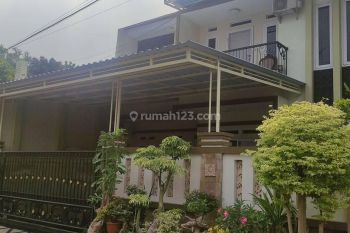Disewakan Rumah 2 Lantai Di Perumahan Permata Palem Cibinong