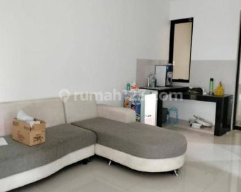 Condo House Semi Furnish 2br Super Hoki Siap Huni Harga Murah di Green Royal