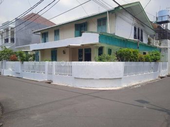 Rumah Hitung Tanah di Jl. Ikan Dekat Al Azhar Rawamangun