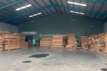 kantor dan gudang di jakarta pusat