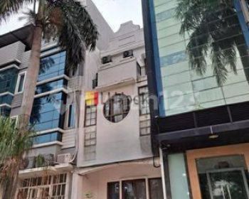 Ruko 3 Lantai Lokasi Strategis di Gading Batavia Kelapa Gading