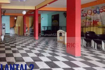 Ruko jejer dekat Stasiun Kota Malang