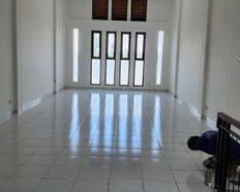 Ruko Luas Strategis Siap Pakai Di Jalan Mekar Wangi