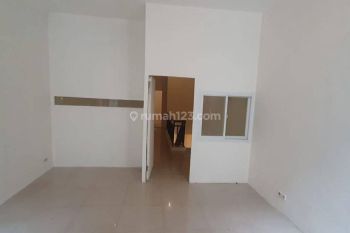 Ruko 2 Lantai Cocok Untuk Usaha di Jl. KELAPA HIBRIDA RAYA