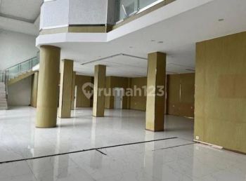 Perkantoran di Jalan Raya Gading Serpong