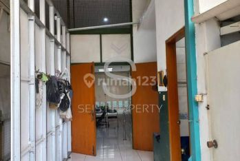 Disewakan Ruang Usaha 2,5 Lantai Sudirman Bandung
