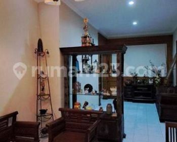 Rumah di Green Ville tanjung duren 2 Lantai SHM Bagus Hadap Selatan