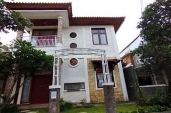 Disewakan rumah 2 lantai di Gegerkalong - Setiabudi lingkungan tenang