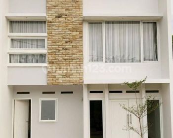 Rumah 2 Lantai Baru di Jl. Asri Komplek Deplu Larangan Cileduk
, Tangerang