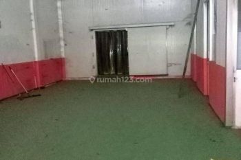 Disewakan Gudang Siap Pakai di Mainroad Holis
