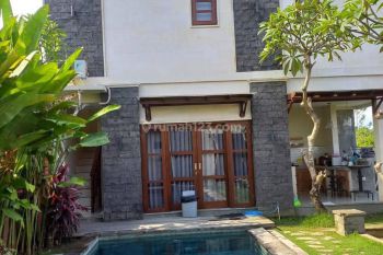 Dijual villa cantik 2 Lantai di Kemenuh gianyar bali