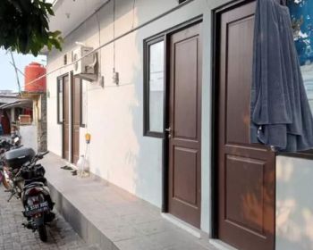 DIJUAL KONTRAKAN 4 PINTU DI CENGKARENG LOKASI STRATEGIS BISA INVESTASI