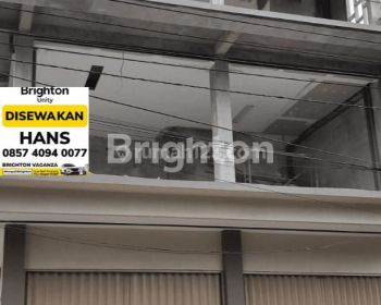 RUKO HOOK 3 LANTAI BARU GRESS SIAP PAKAI STRATEGIS COCOK UNTUK BERBAGAI USAHA