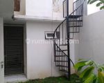 thumbnail-rumah-2lt-fully-furnished-siap-huni-di-springhill-garden-sawojajar-lokasi-tol-7