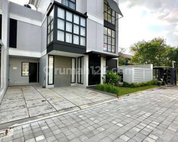 Rumah Bagus Siap Huni Turun Harga di Kemang Ampera Ada Pool