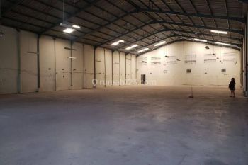 Disewa Gudang Rendeng Akses Tronton di Kopo Katapang