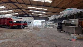 Gudang Bonus Kantor Dan Mess, Dijual Lengkap Imb di Cibolerang