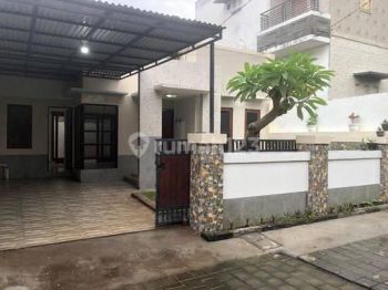 Rumah di Jl Nangka utara Bagus bersih