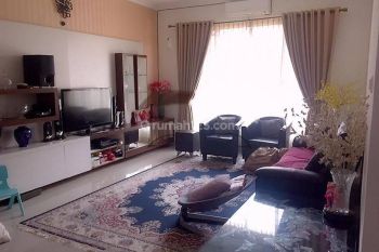 DIJUAL RUMAH ASRI DAN CANTIK SIAP HUNI BLOK B SEBERANG CINERE MALL. CINERE