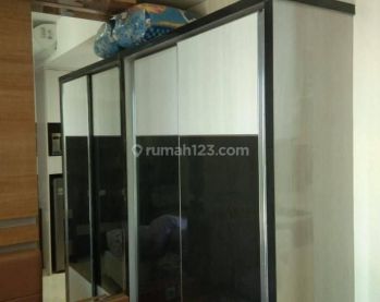 Apartemen studio full furnish gold coast siap huni
