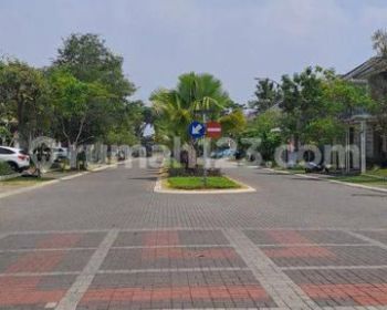 Langka Tanah View Danau Lebar 14m di Kbp