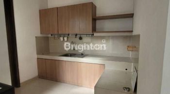 Rumah cakep emiment bsd