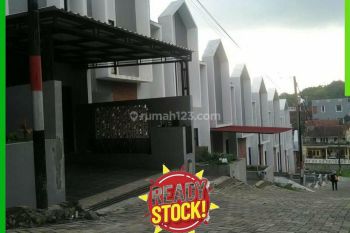 Cozy Rumah Sejuk Di Padasuka Bandung Dkt Saung Ujo 11H16