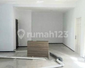 Cari  rumah daerah selatan dekat GALAXY MALL n Universitas