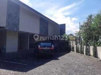 Ruang usaha Guesthouse Oyo Murah di Cigadung Raya Bandung