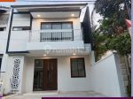 thumbnail-harga-menarik-rumah-hoek-dua-lantai-antapani-bandung-262m10-1