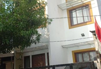Rumah di Sewa di Kontrakan 2 Lantai di Bekasi Timur Regency