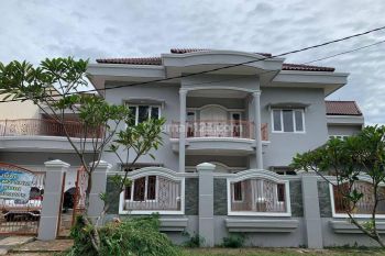 CINERE, RUMAH SIAP HUNI DI DALAM KOMPLEK, DEKAT PINTU TOL KRUKUT