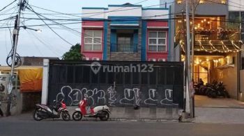 Kebayoran Lama, Dekat Kebon Jeruk tanah Abang, Dijual Gedung Kantor Luas 361 M2