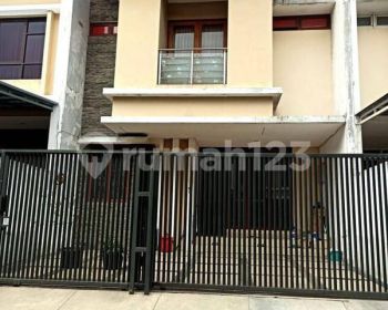 Gading residence , 7x16, 2lantai, 4kamar tidur utama, bagus siap huni, shm,
