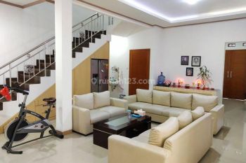 Dijual Rumah Terawat di Pharmindo, Cimahi