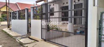 RUMAH HOOK DI KOMPLEK PERUMAHAN TAMAN PAJAJARAN BOGOR