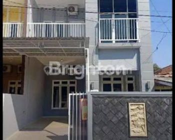 RUKO 2 LANTAI PINGGIR JALAN LAMPER RAMAI STRATEGIS